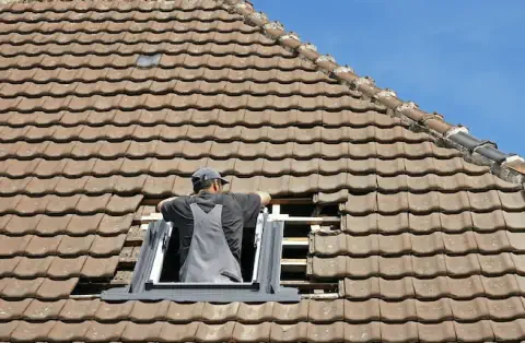 Pose de velux - Causse-de-la-Selle
